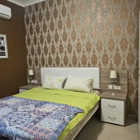 Cozy 2 Bdr 2 Bth Terrace Near Promenade 2 J2 *