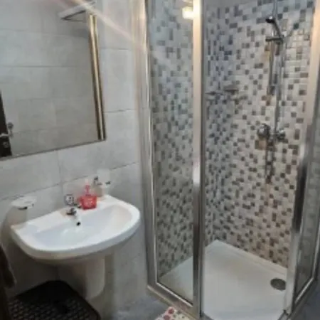 Cozy 2 Bdr 2 Bth Terrace Near Promenade J2 Apartment