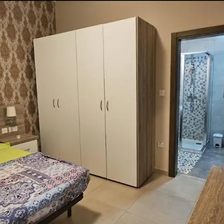 Cozy 2 Bdr 2 Bth Terrace Near Promenade 2 J2 *