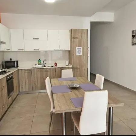 Cozy 2 Bdr 2 Bth Terrace Near Promenade 2 J2 * Gzira