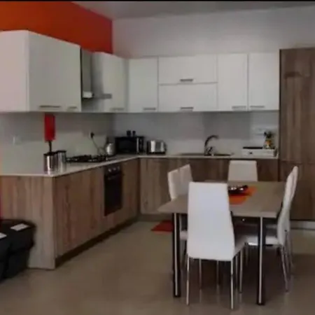 Cozy 2 Bdr 2 Bth Terrace Near Promenade Apartment *