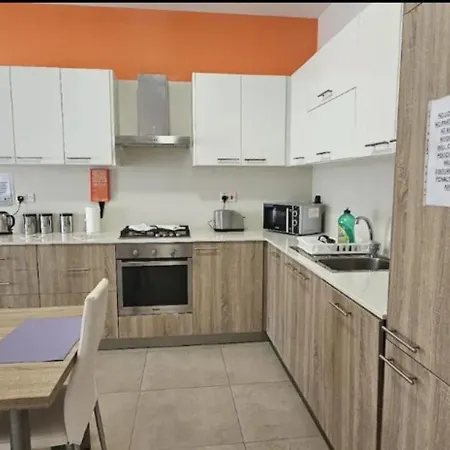 Apartment Cozy 2 Bdr 2 Bth Terrace Near Promenade Gzira